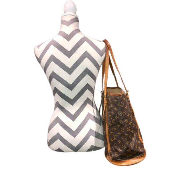 Louis Vuitton Vintage Monogram Bucket Bag GM - Picture 3 of 16